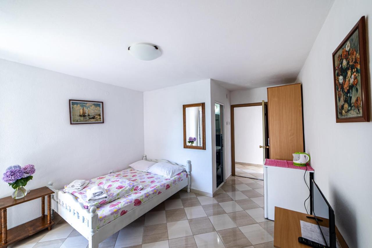 Apartments Vila Nikolic ราไฟโลวีซี ภายนอก รูปภาพ